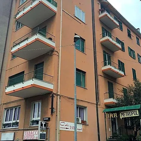 Szálloda Nuovo Metropol *